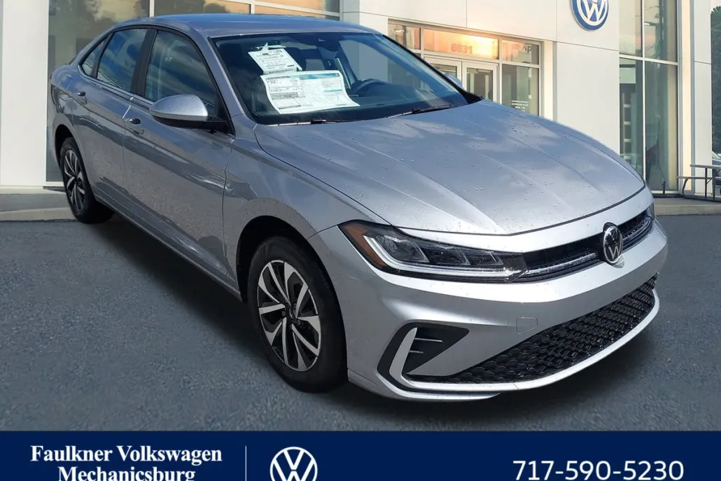 2025 Volkswagen Jetta S photo 1