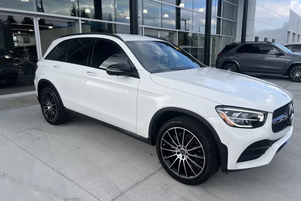 2021 Mercedes Benz GLC 300 photo 1