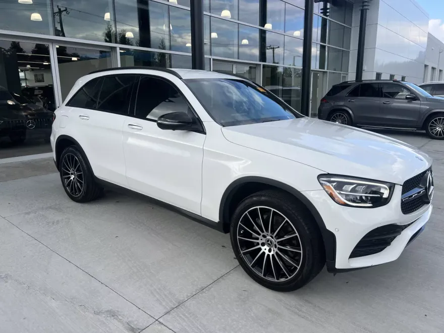 2021 Mercedes Benz GLC 300 photo 1