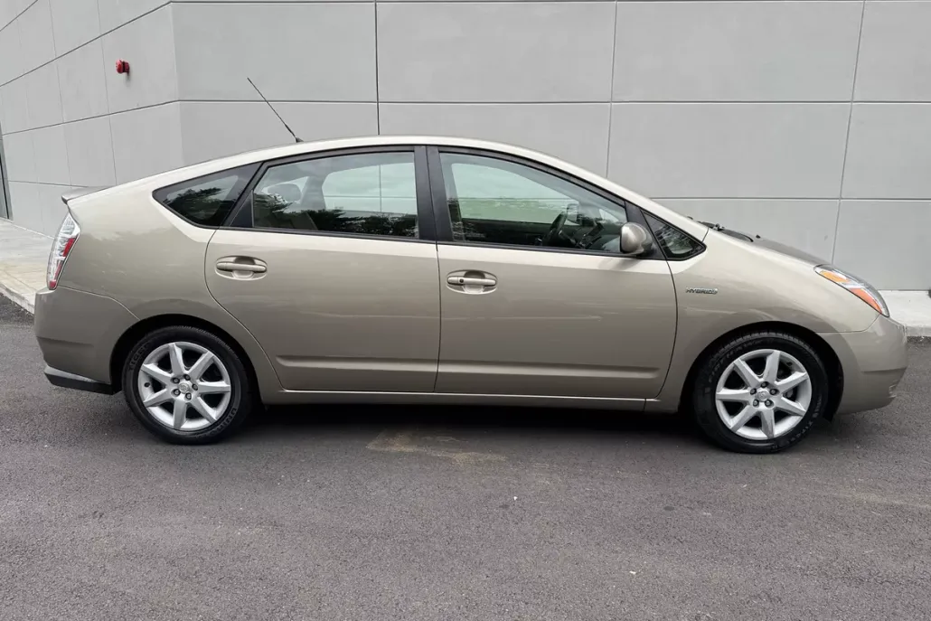 2007 Toyota Prius Base photo 1