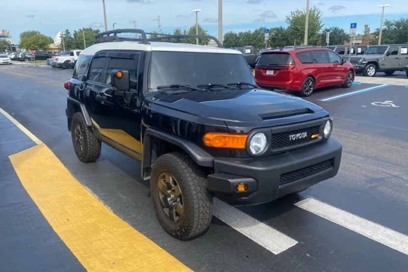 2008 Toyota FJ Cruiser Base photo 1