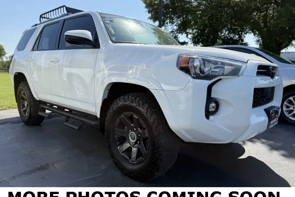 2022 Toyota 4Runner Trail Special Edition photo 1