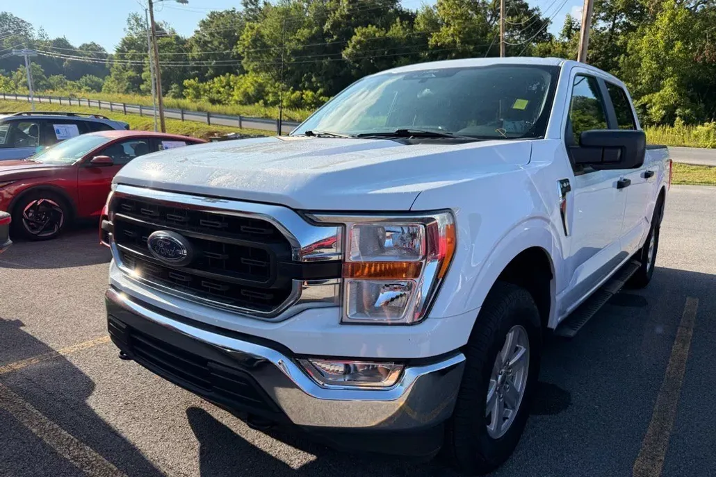 2022 Ford F-150 XLT photo 1