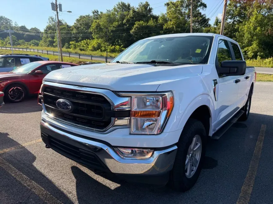 2022 Ford F-150 XLT photo 1
