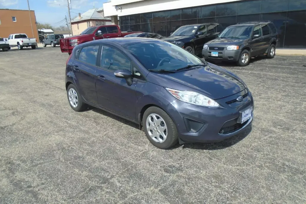 2013 Ford Fiesta SE photo 1