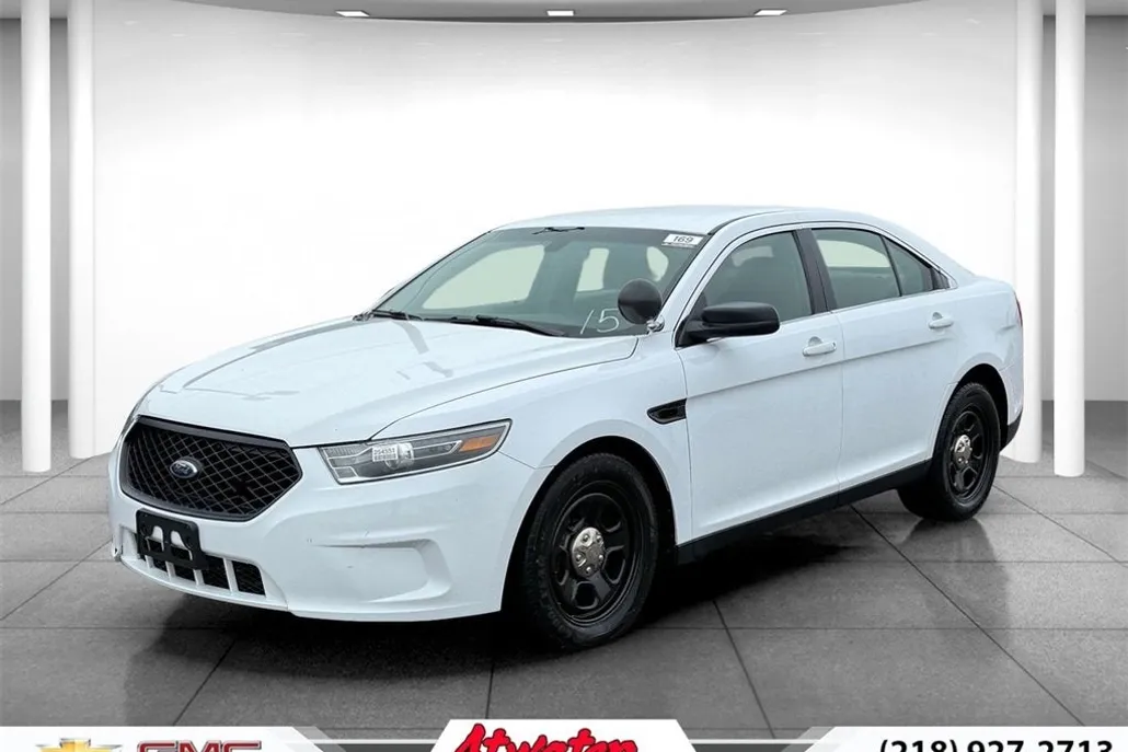2015 Ford Taurus photo 1