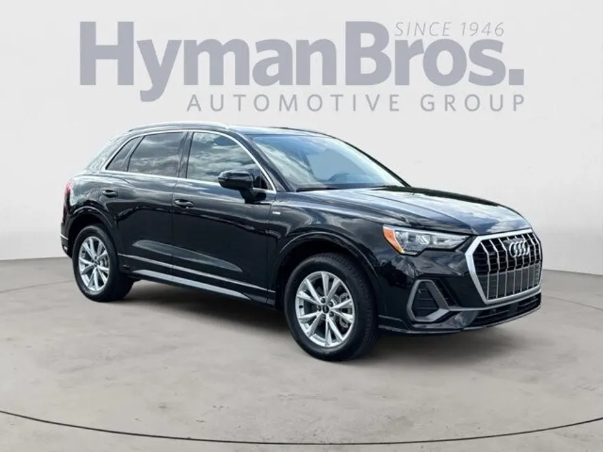 2022 Audi Q3 S line Premium 45 TFSI photo 1