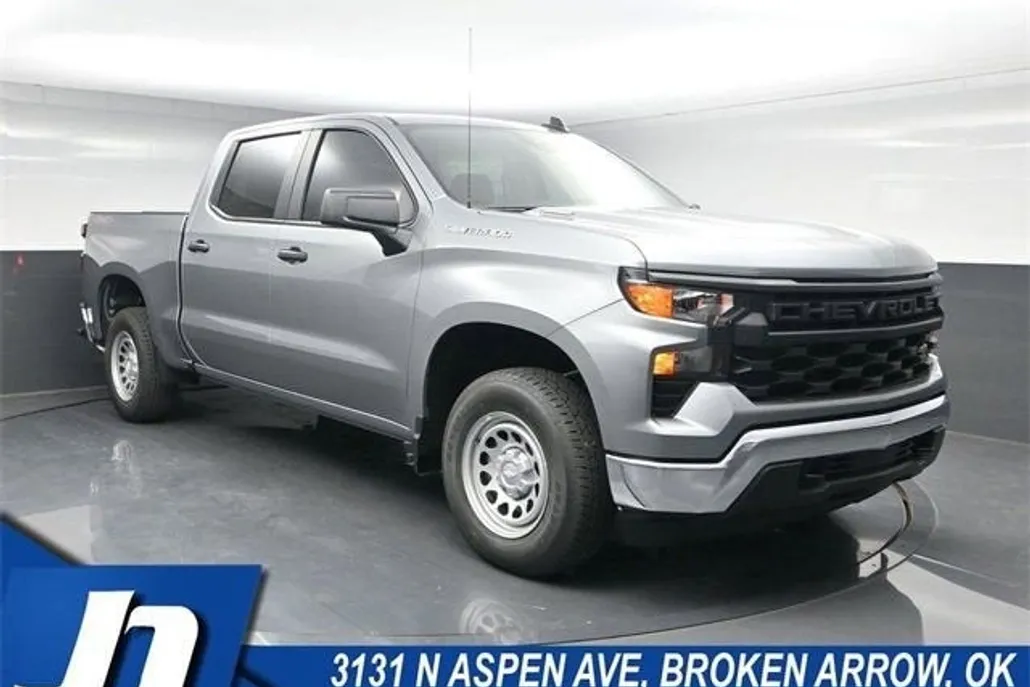 2025 Chevrolet Silverado 1500 photo 1