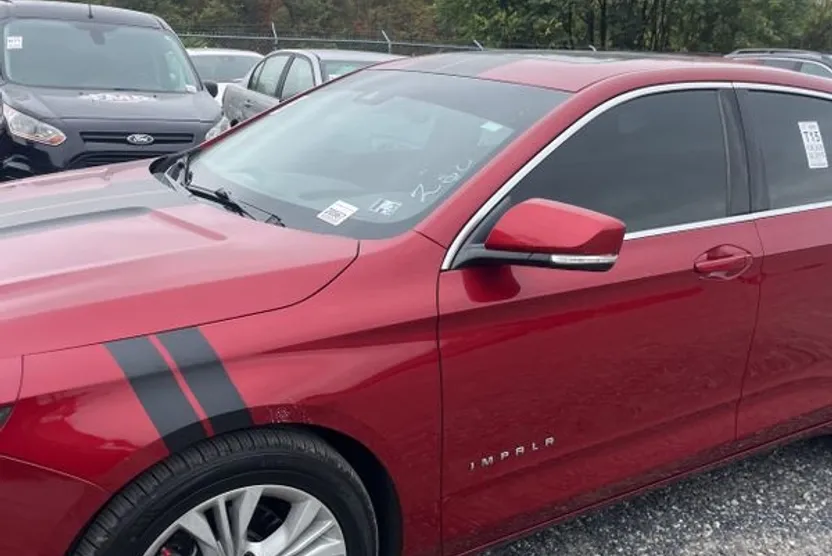 2015 Chevrolet Impala 1LT photo 1