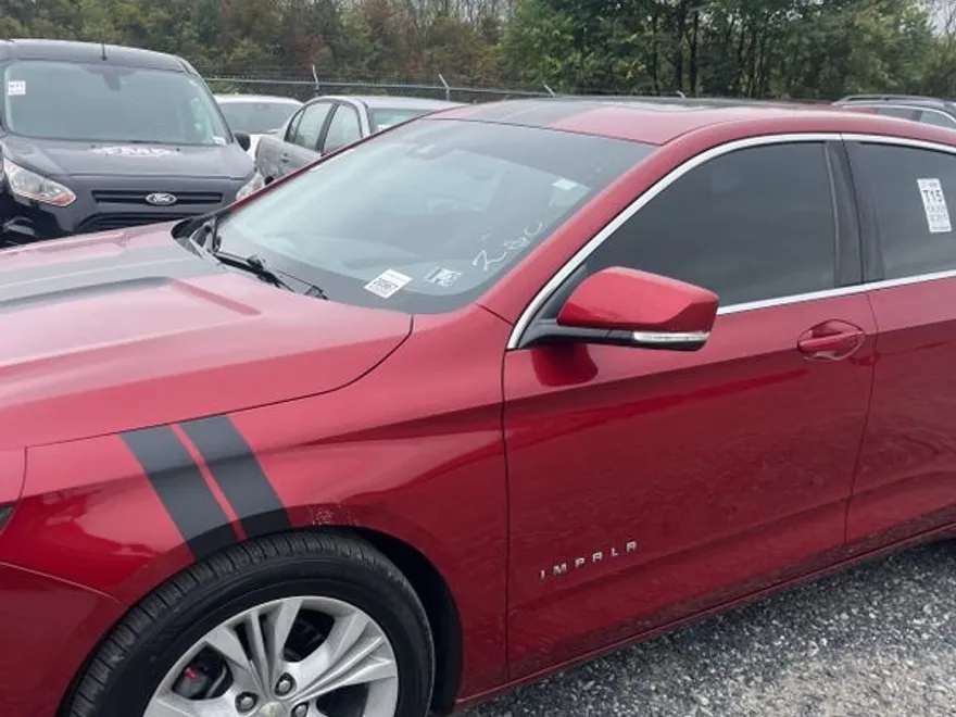 2015 Chevrolet Impala 1LT photo 1