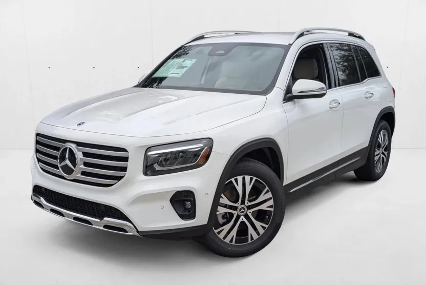 2025 Mercedes Benz GLB 250 photo 1