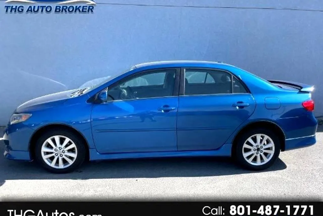 2010 Toyota Corolla S photo 1