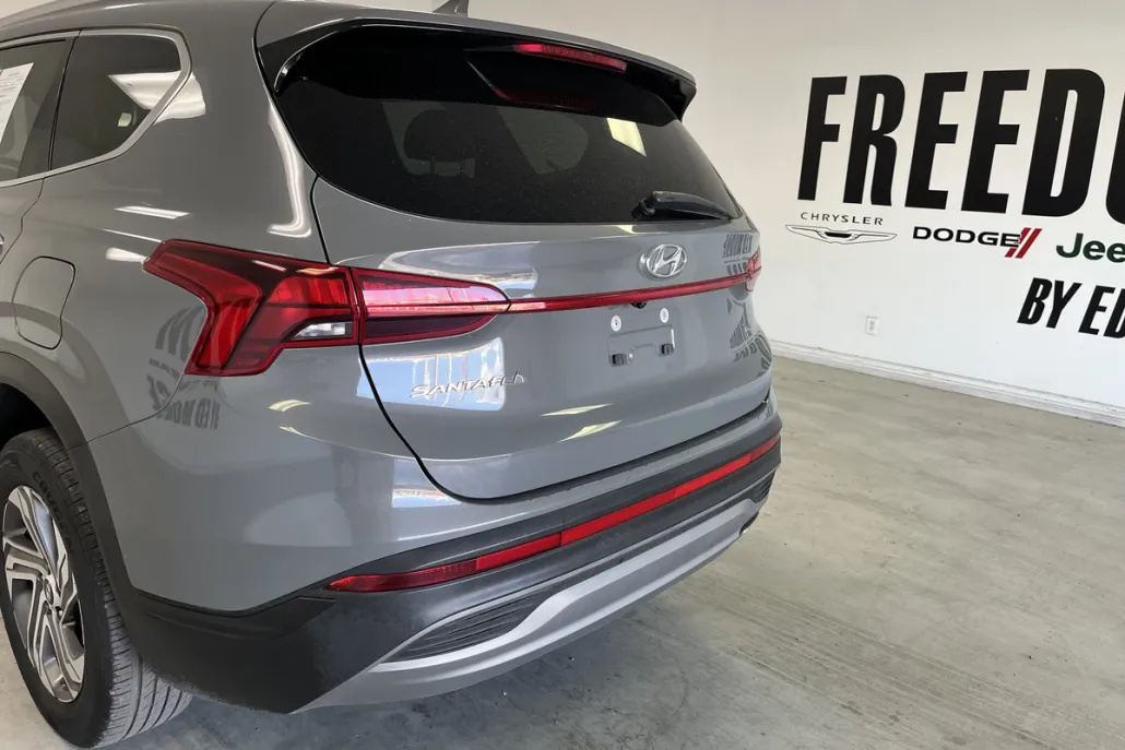 2023 Hyundai Santa Fe SEL photo 1