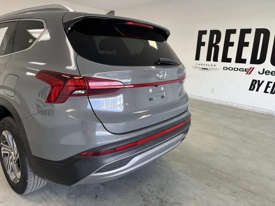 2023 Hyundai Santa Fe SEL photo 1