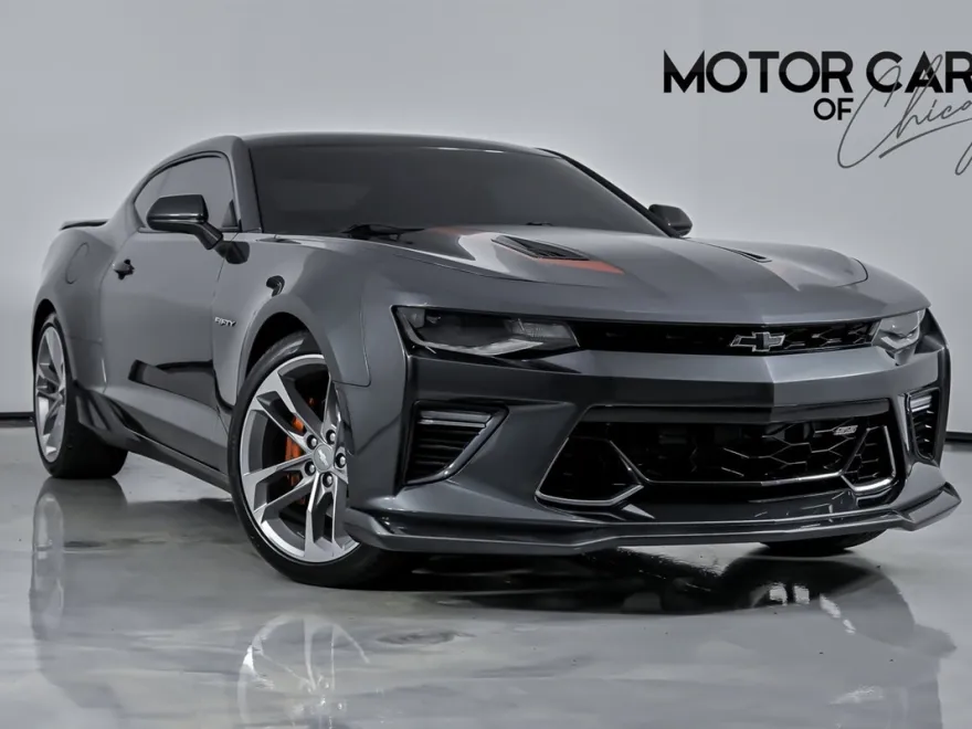 2017 Chevrolet Camaro SS photo 1