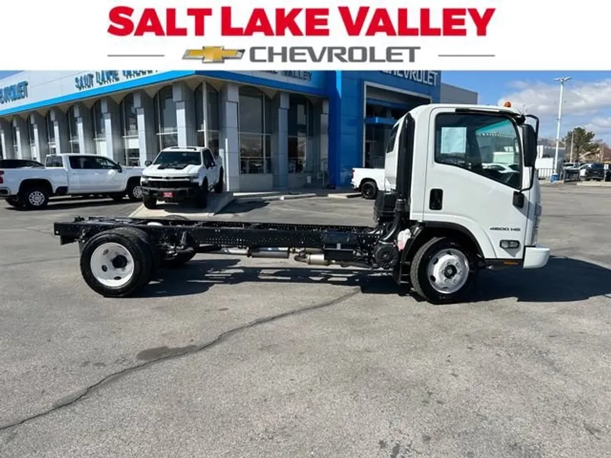 2024 Chevrolet Silverado 4500HD photo 1