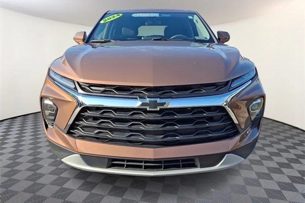 2024 Chevrolet Blazer 2LT photo 1