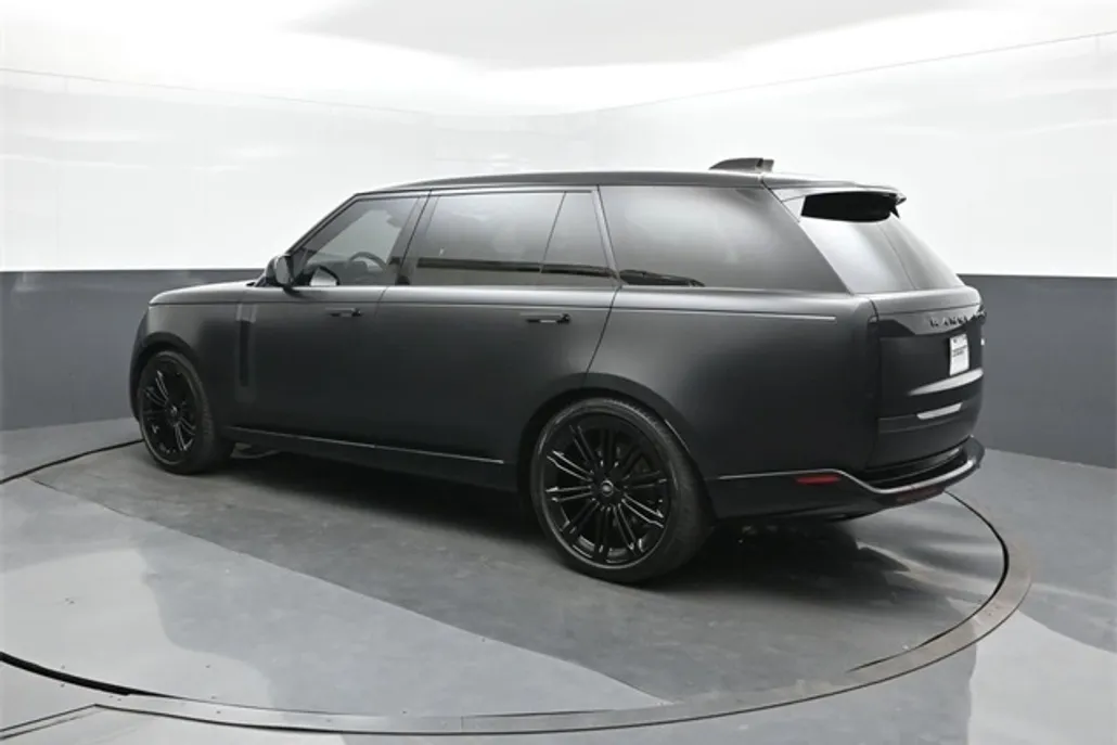 2023 Land Rover Range Rover Autobiography photo 1
