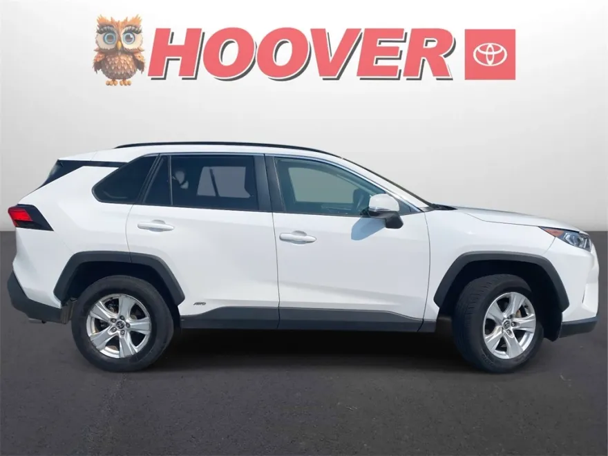 2021 Toyota RAV4 Hybrid XLE photo 1