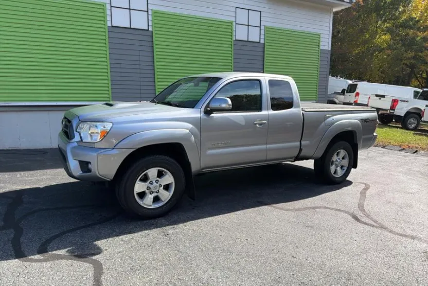 2015 Toyota Tacoma 4x4 Access Cab V6 photo 1