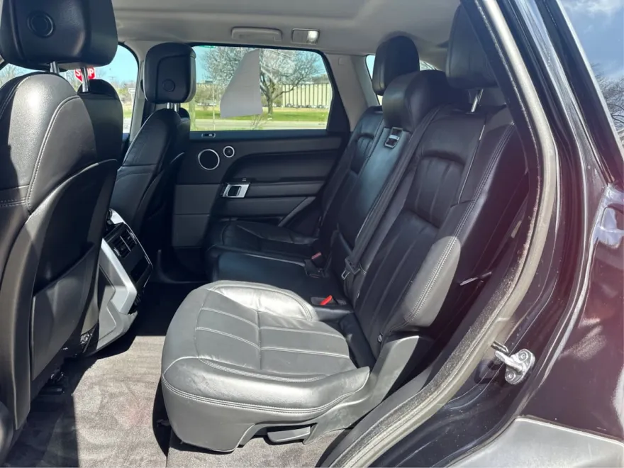 2020 Land Rover Range Rover Sport SE photo 11