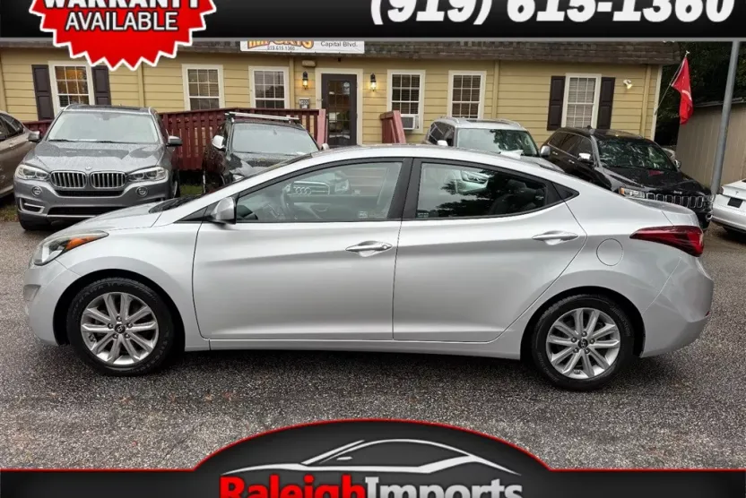 2016 Hyundai Elantra Limited photo 1