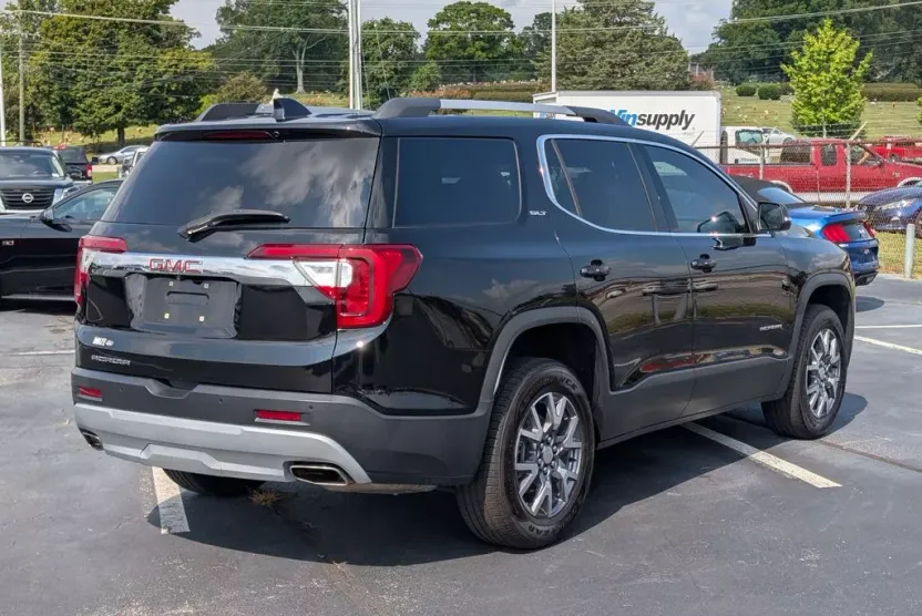 2023 Gmc Acadia SLT photo 1