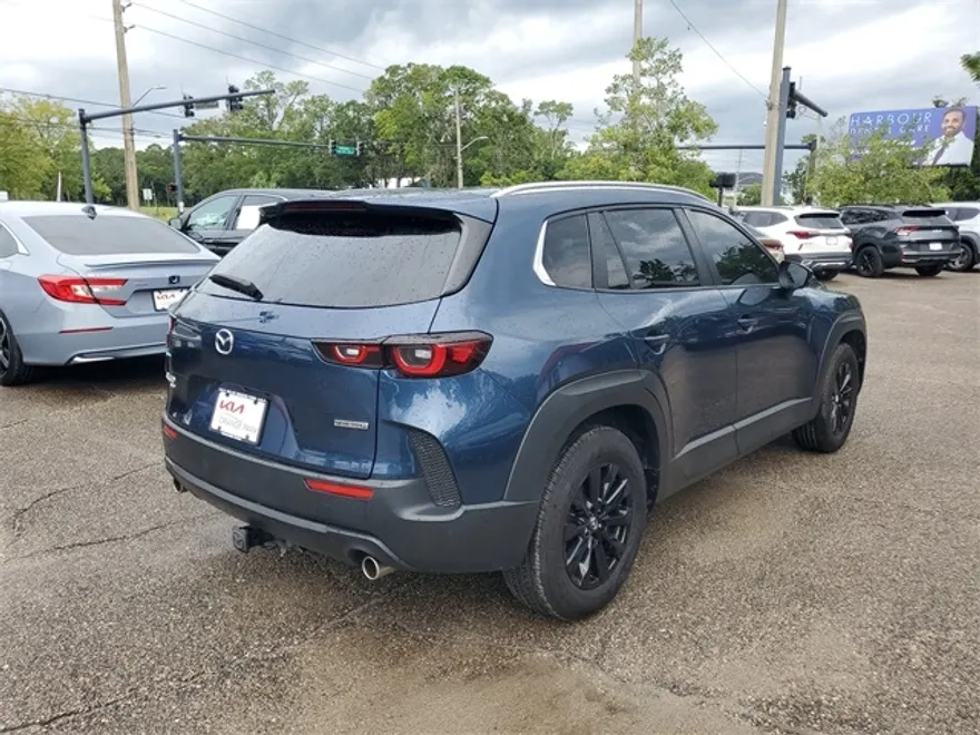 2024 Mazda CX-50 2.5 S Preferred photo 1