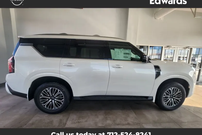 2026 Nissan Armada Platinum photo 1