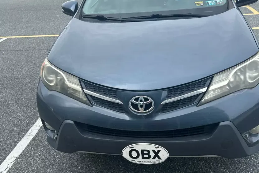 2014 Toyota RAV4 Limited photo 1