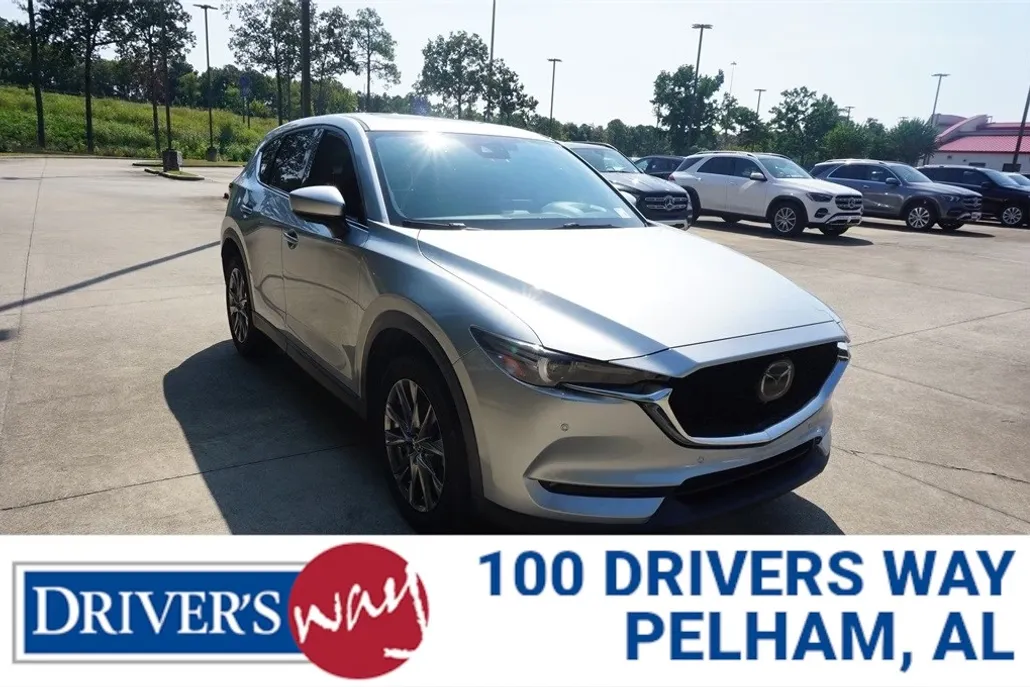 2021 Mazda CX-5 Signature photo 1