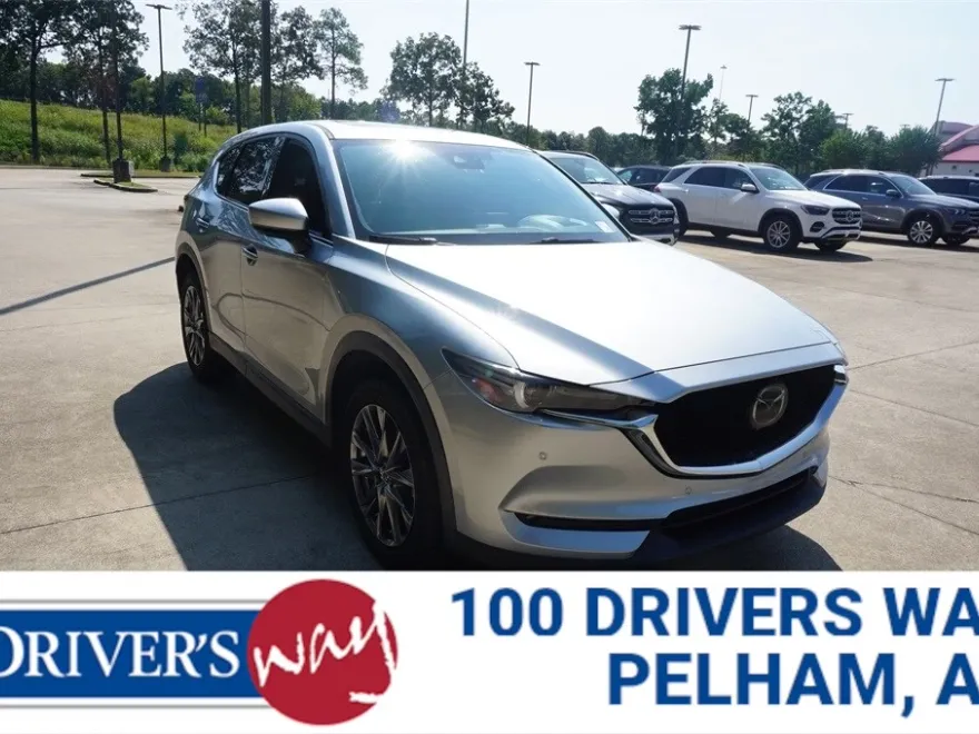 2021 Mazda CX-5 Signature photo 1