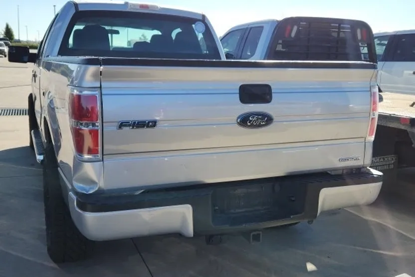 2013 Ford F-150 STX photo 1