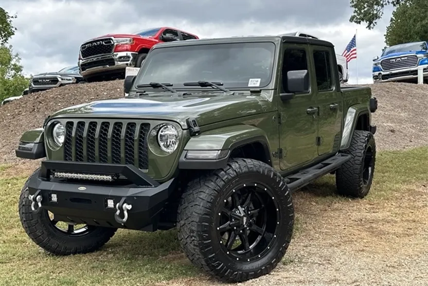 2023 Jeep Gladiator Sport photo 1