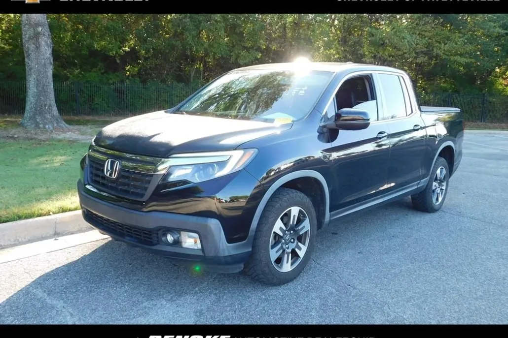 2017 Honda Ridgeline RTL-T photo 1