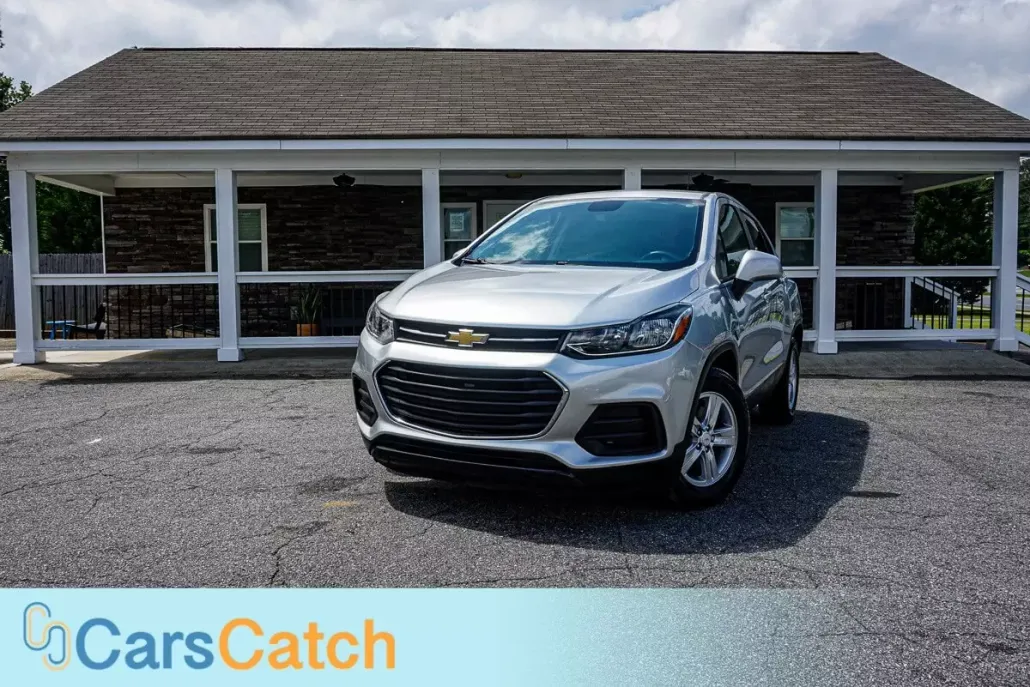 2020 Chevrolet Trax LS photo 1