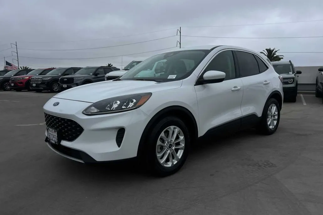 2020 Ford Escape SE photo 1