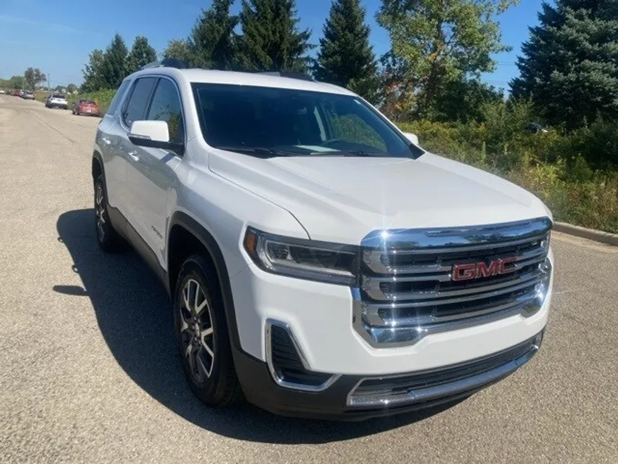 2023 Gmc Acadia SLE photo 1