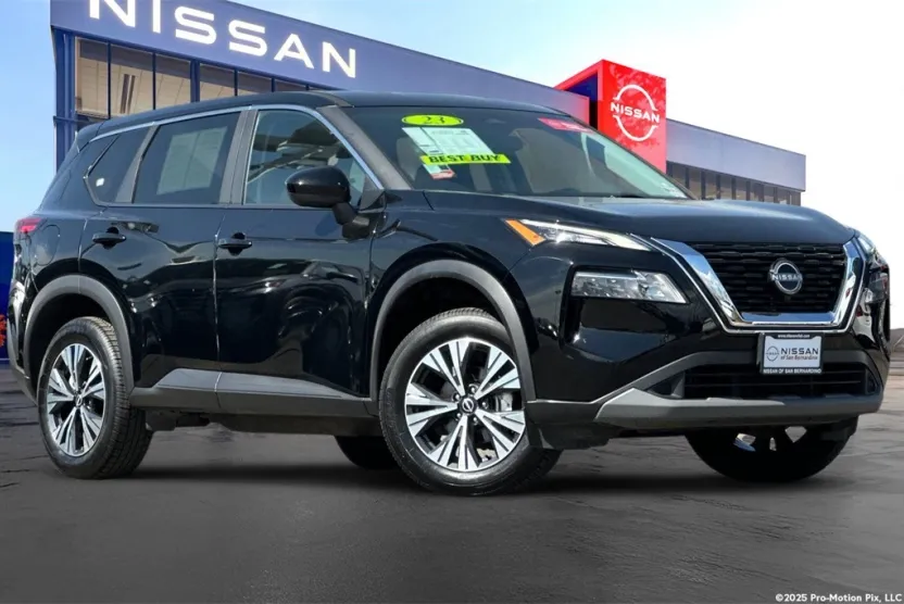2023 Nissan Rogue SV photo 1