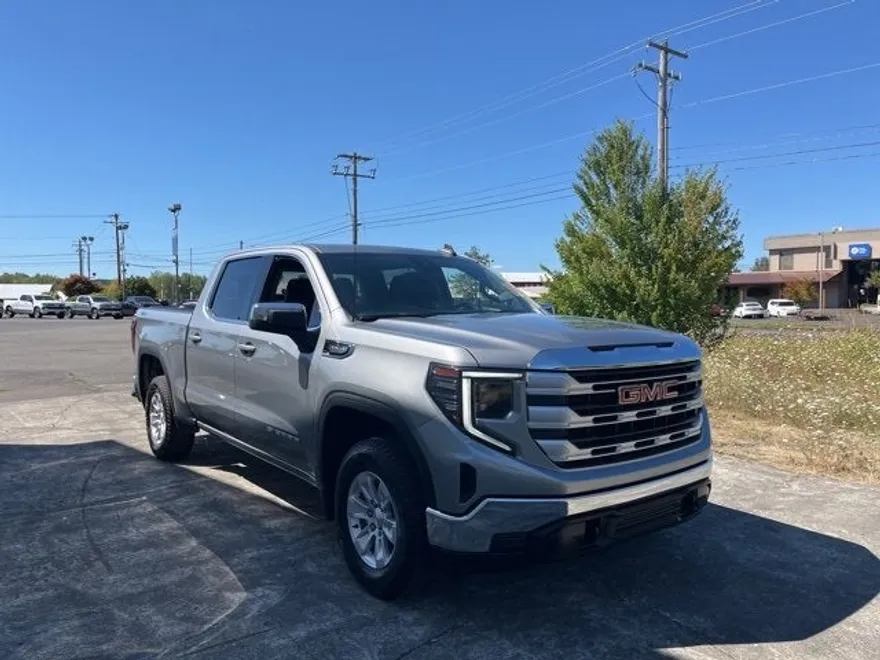 2023 Gmc Sierra 1500 SLE photo 1