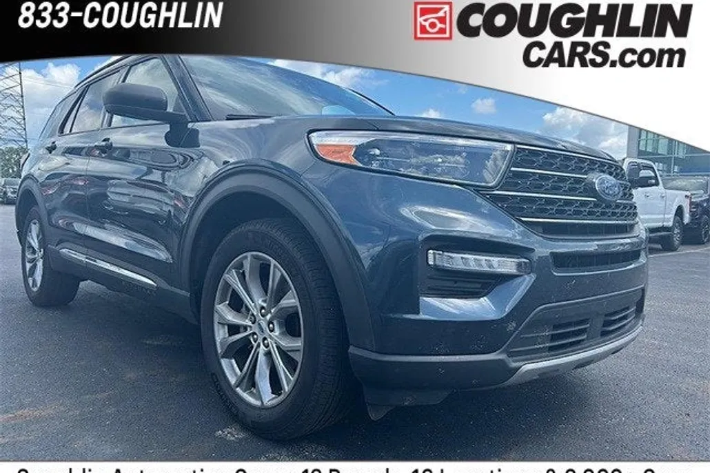 2022 Ford Explorer XLT photo 1