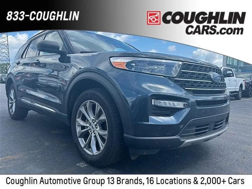 2022 Ford Explorer XLT photo 1