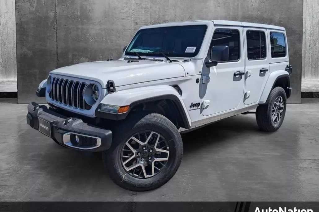 2025 Jeep Wrangler Sahara photo 1