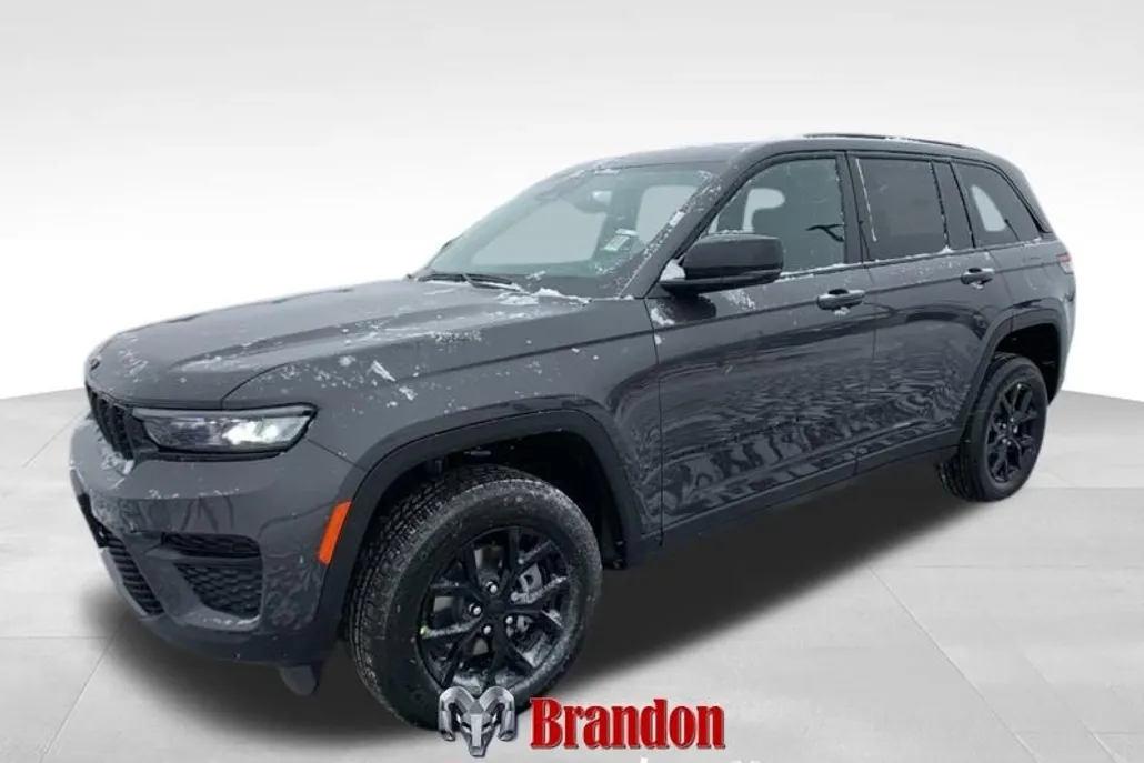 2025 Jeep Grand Cherokee Laredo Altitude photo 1
