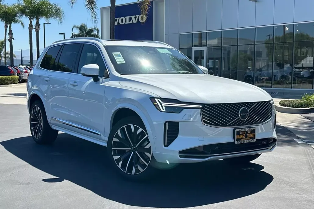 2026 Volvo XC90 photo 1
