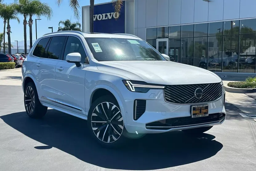 2026 Volvo XC90 photo 1