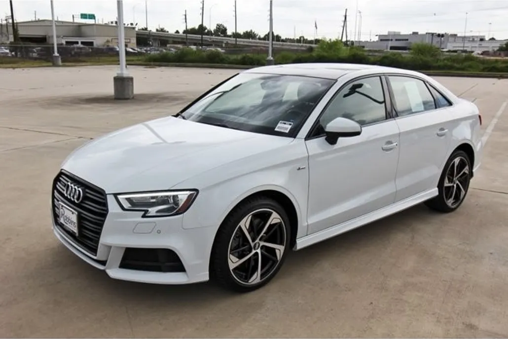 2020 Audi A3 S line Premium photo 1