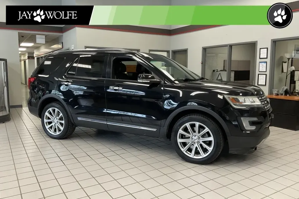 2016 Ford Explorer Limited photo 1