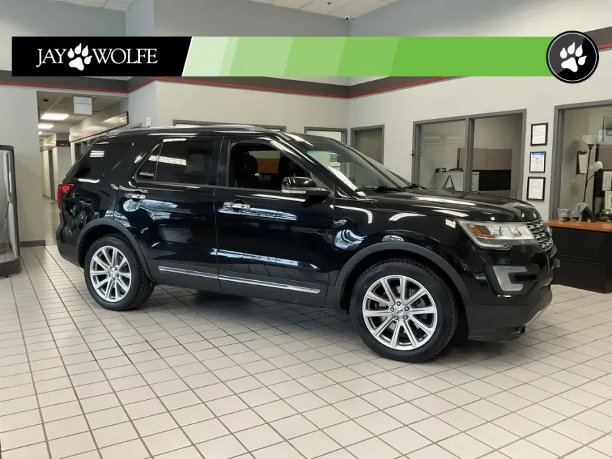 2016 Ford Explorer Limited photo 1