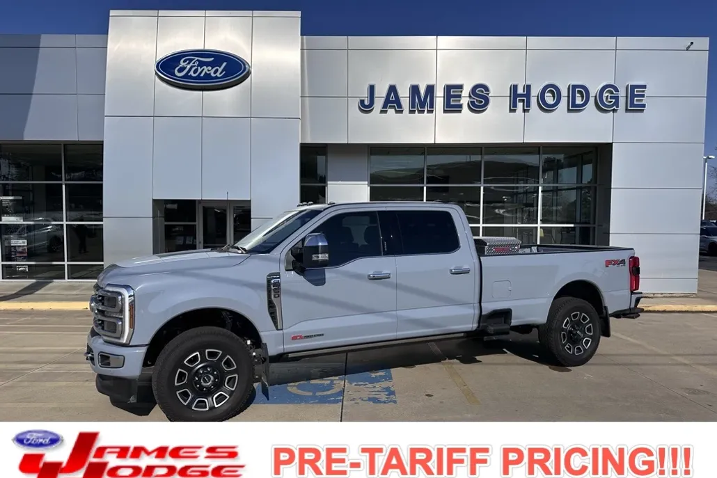 2024 Ford F-350 photo 1
